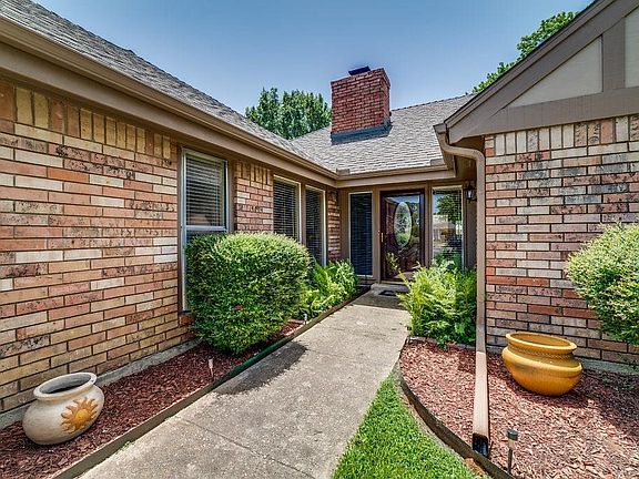 4th image of 4314 High Springs Ct