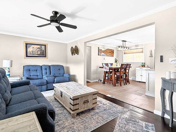 4th image of 1245 Rostraver Rd