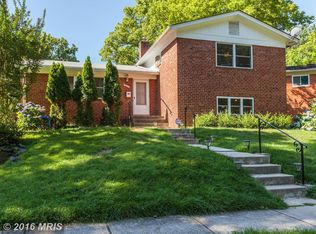 3910 Woodlawn Rd, Chevy Chase, MD 20815