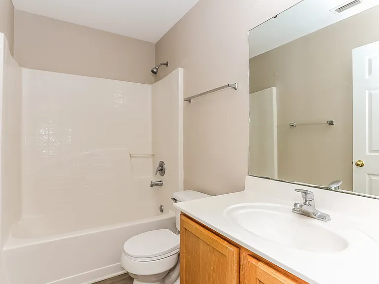 98 Reeding Ridge Dr E — Photo 15