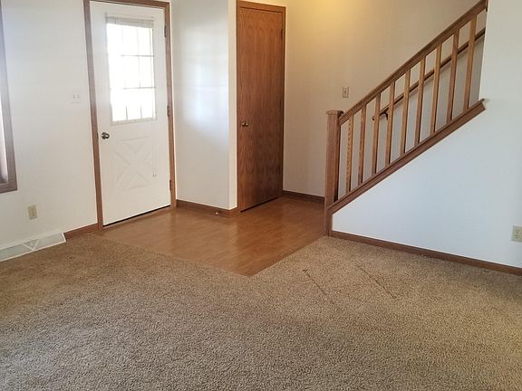 4th image of 243 Thomas Dr