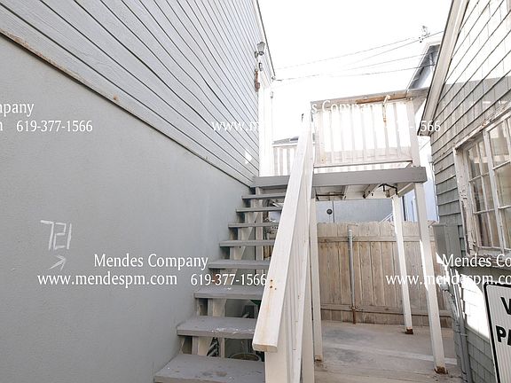 3rd image of 721 Ostend Ct
