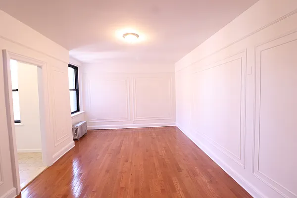 Rented by A&E Real Estate Management | media 10