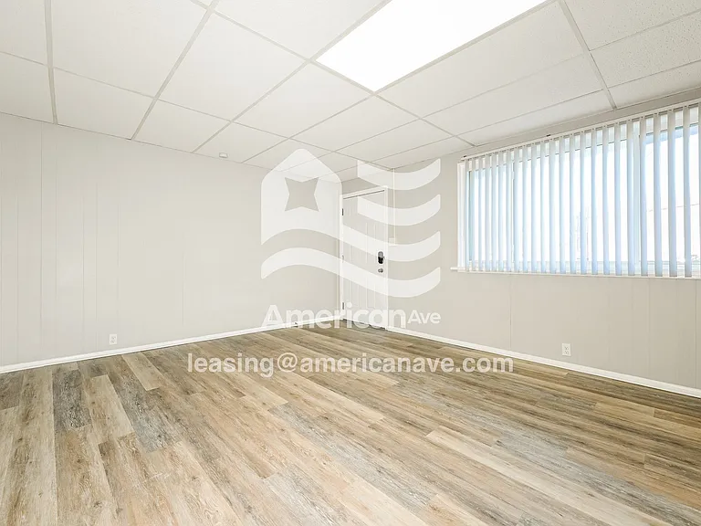 657344_004_living_room_14394851.jpg