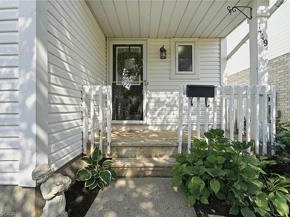 3rd image of 449 Exmoor St