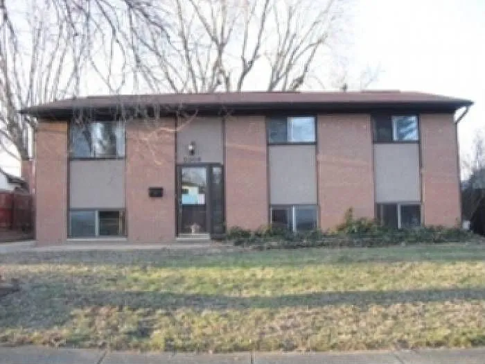 5006 Keelson Dr photo 1