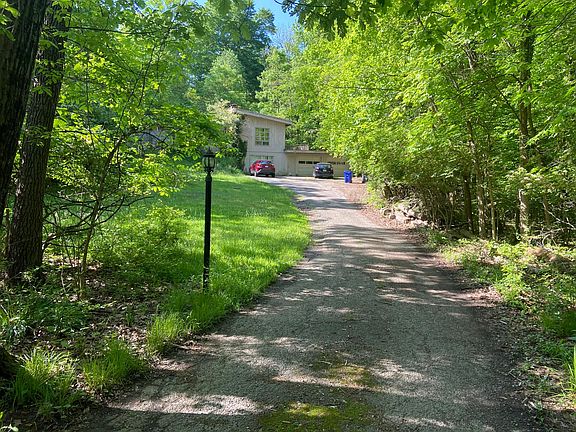 View approaching the house after crossing creek