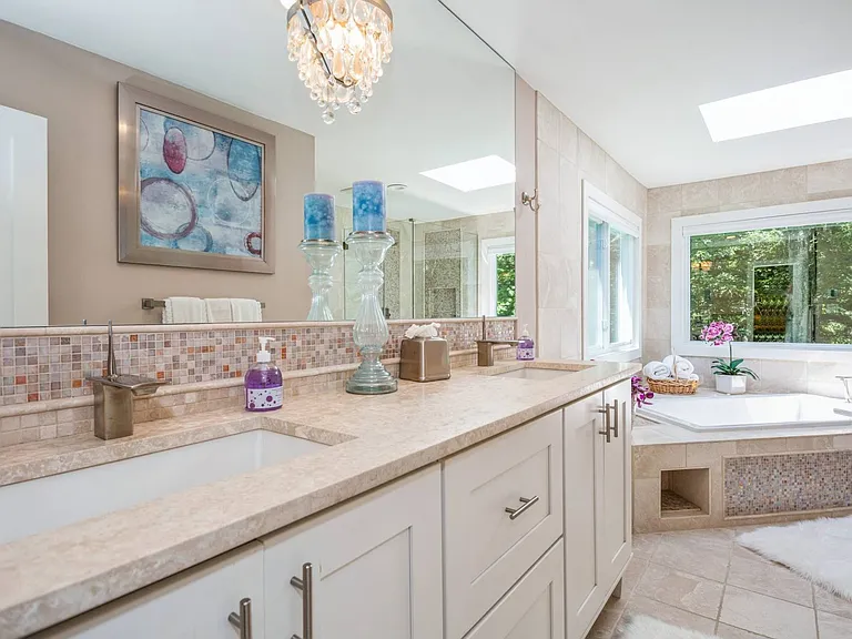 Peconic Hills Dr — Photo 10