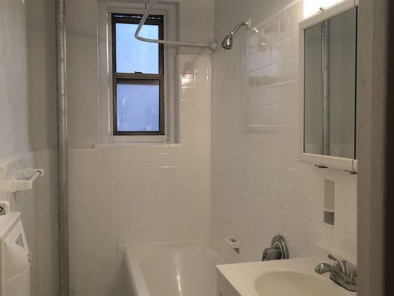 3rd image of 6445 Booth St