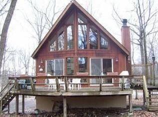 72 Mustang Rd, Lake Ariel, PA 18436