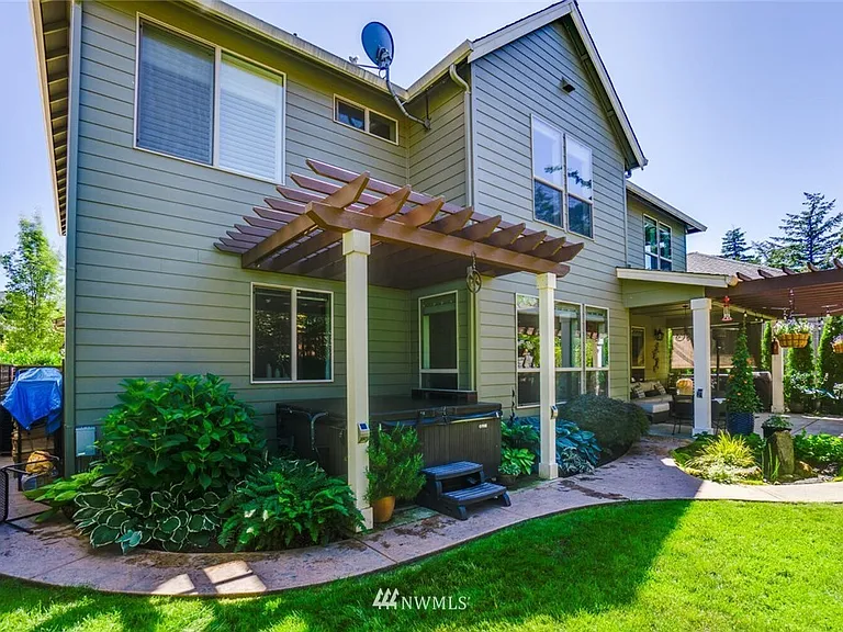 5317 NW Goodwin Loop — Photo 29