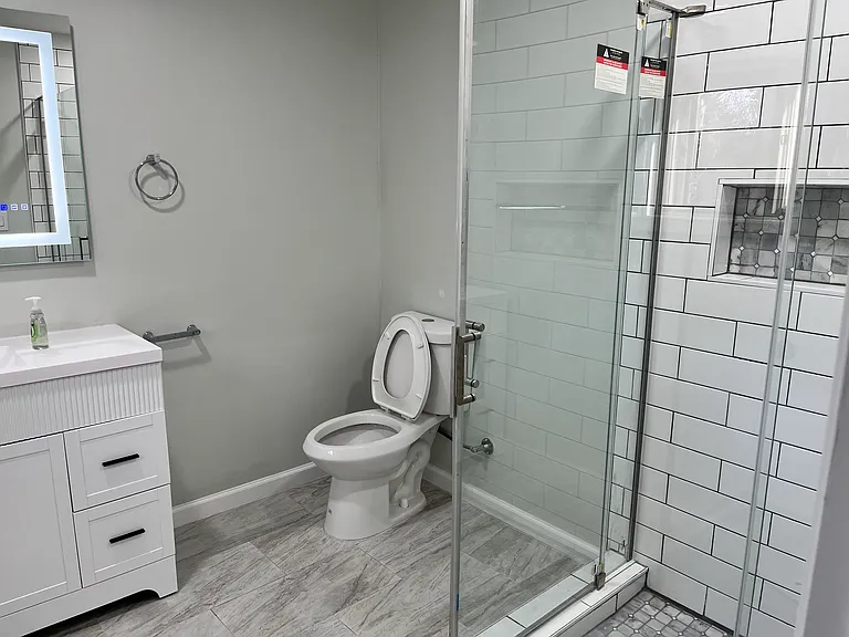 8235 Elvaton Dr — Photo 12