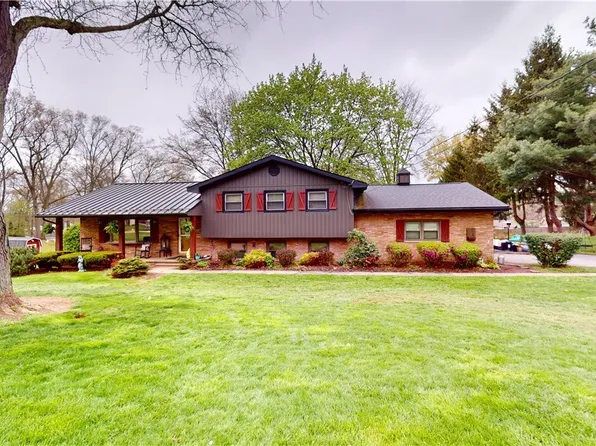 4754 Cherimoya Ave, Akron, OH 44319