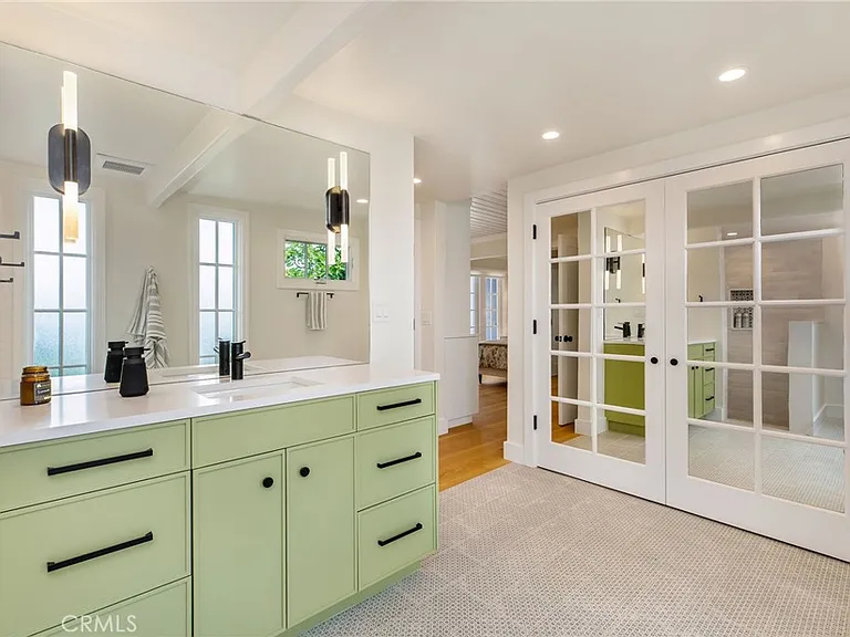 3007 Harbor View Dr — Photo 35