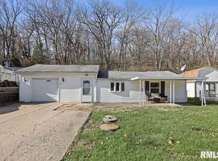 5807 N Koerner Rd, Peoria, IL 61615