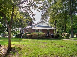 1052 Shearers Rd, Mooresville, NC 28115