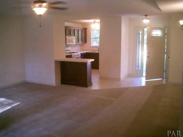 6632 Hetzel Dr, Milton, FL 32570