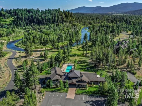 31 Moonflower Pl, McCall, ID 83638