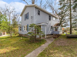 148 N Jackpine Rd, Fountain, MI 49410