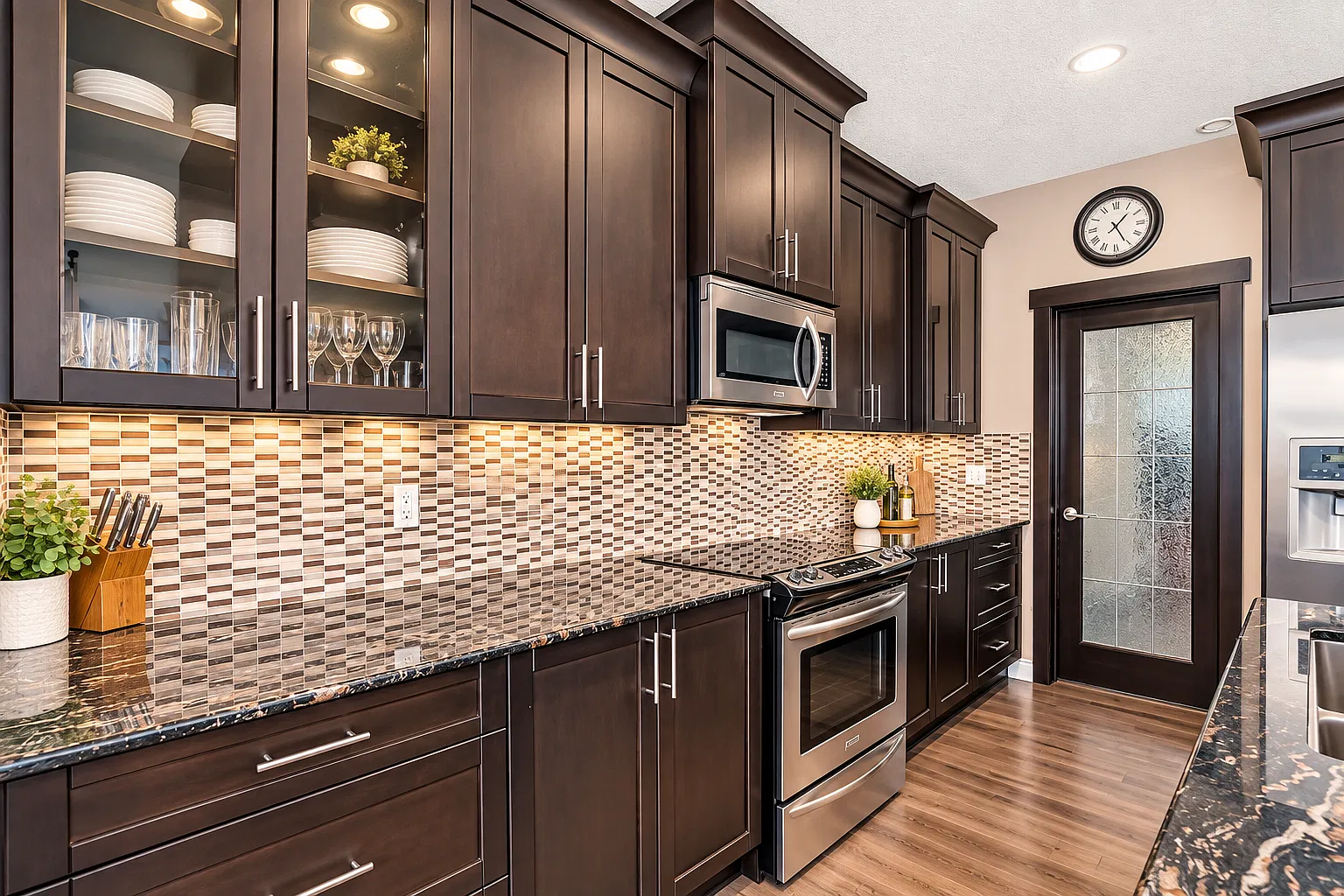Panorama Hills 4 Bed 3 Bath Furnished Upper Home Now For Rent! — Photo 4