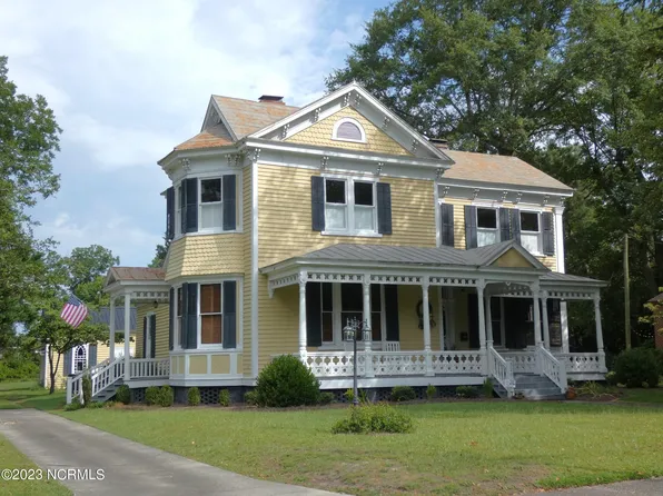 320 W Main Street, Clinton, NC 28328