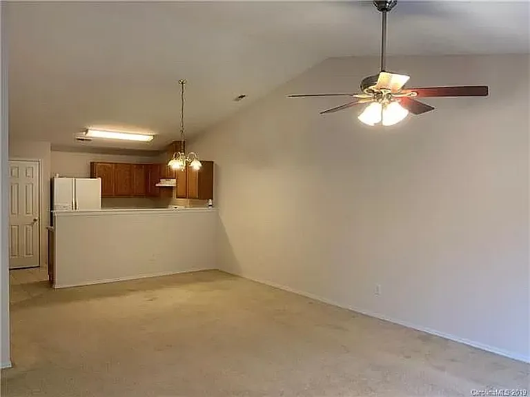 6453 Ziegler Ln — Photo 12