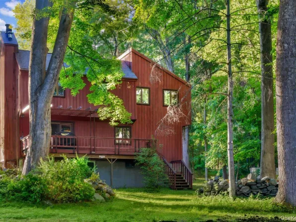 2 Victor Lane, Carmel, NY 10512