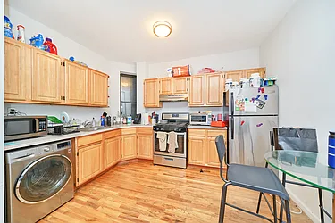 Rented by Living New York