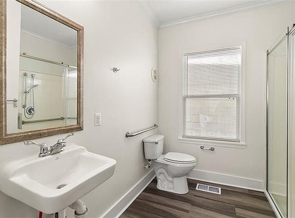 5th image of 3111 Saint Thomas St