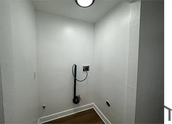 119 W Century Blvd — Photo 16