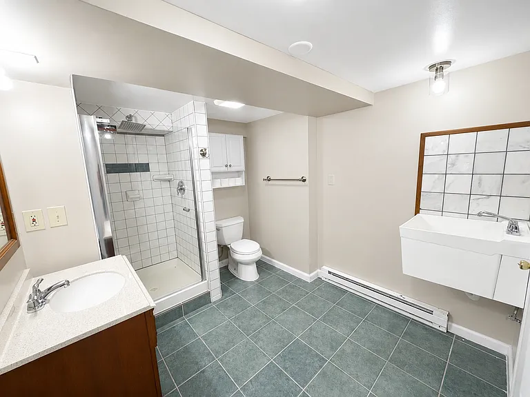 63 Garden St #3C — Photo 6