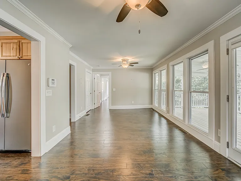 121 Brown St — Photo 10