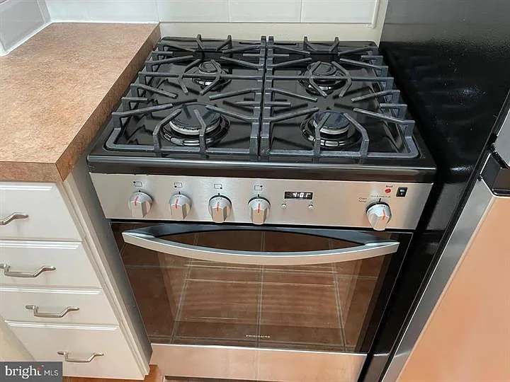 2800 Wisconsin Ave NW #306 — Photo 7