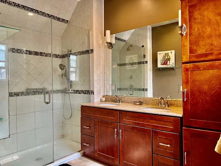 55 Beach St #2 — Photo 14