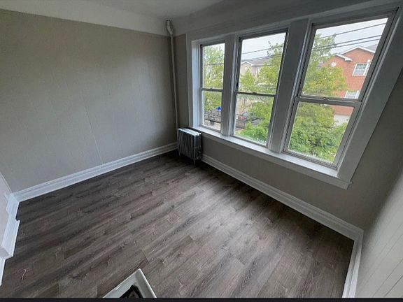 5th image of 731 S 13th St #2