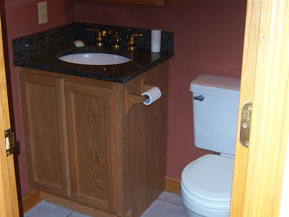 3rd image of 2511 Lakeshore Dr