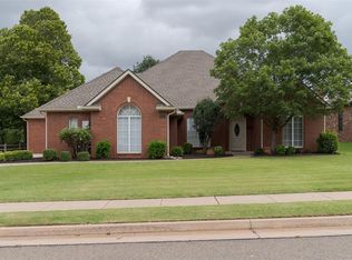 601 Wildmeadow Dr, Edmond, OK 73003