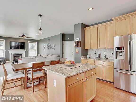 5th image of 4712 Broom Dr