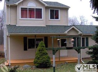 1280 State Park Rd, Ortonville, MI 48462