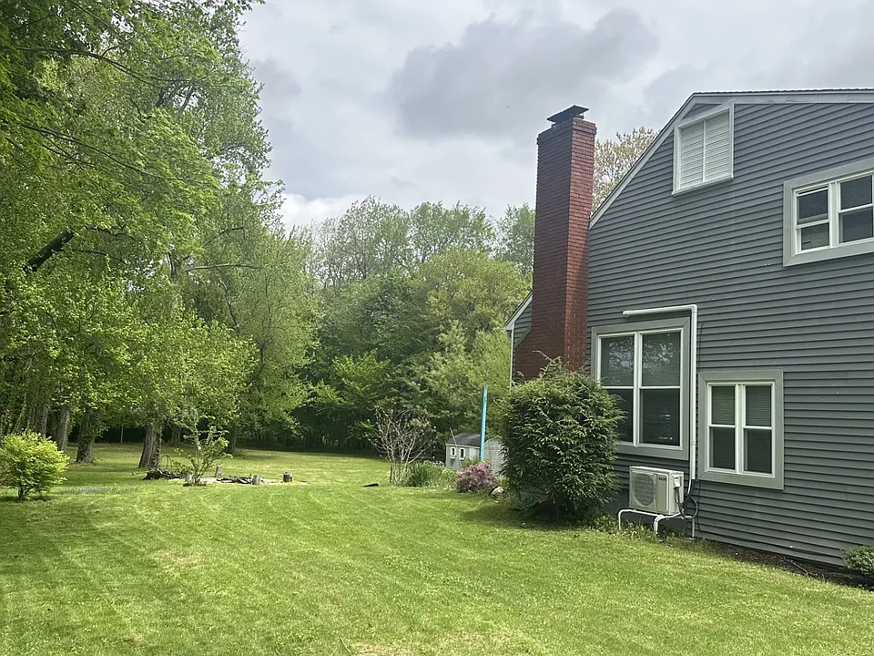 650 Bunker Hill Ave