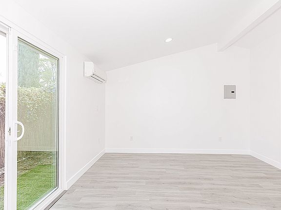 5th image of 20534 1/2 Miranda Pl