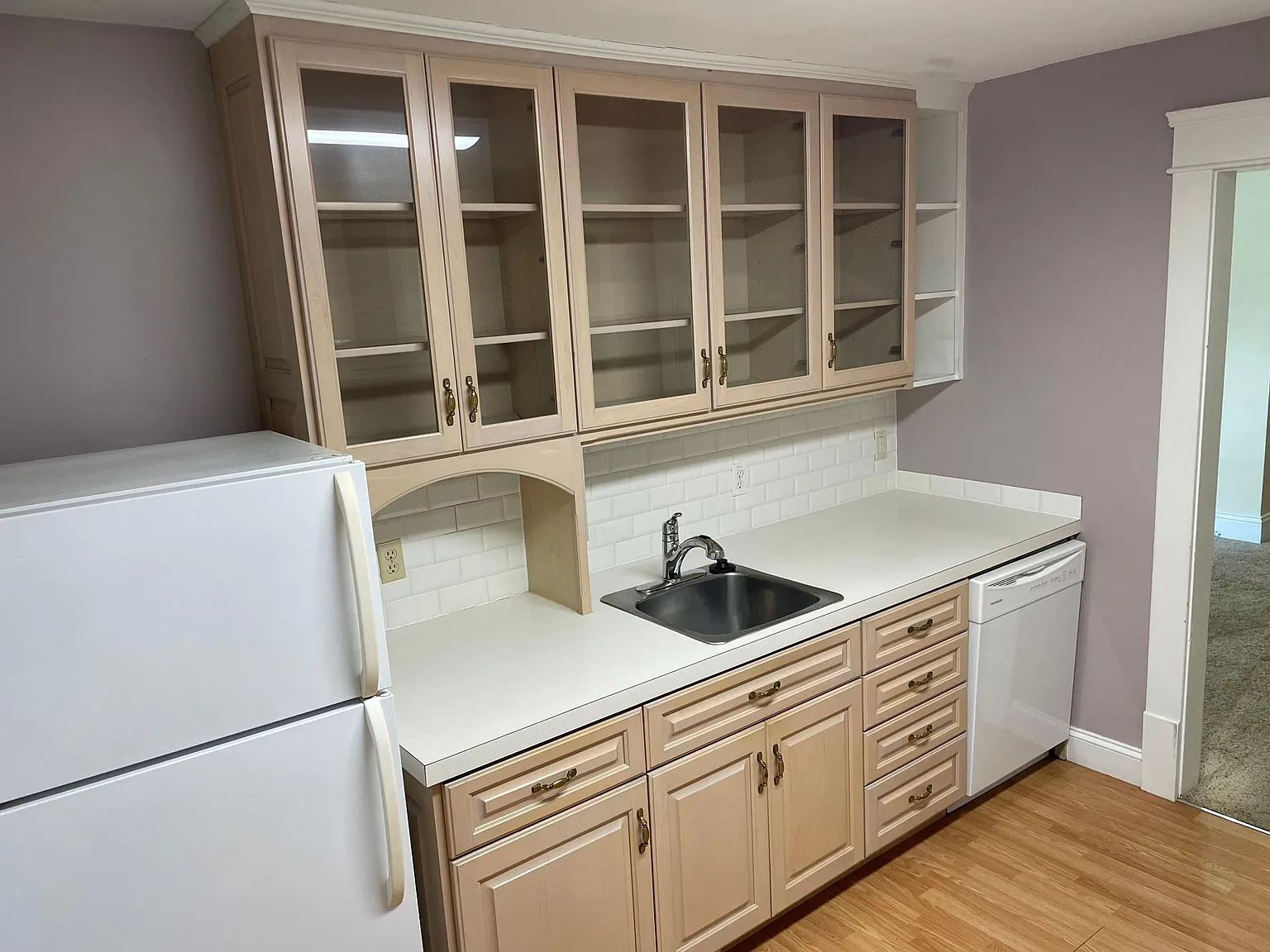 2 bed, 1100 sqft, $1,400 — Photo 2