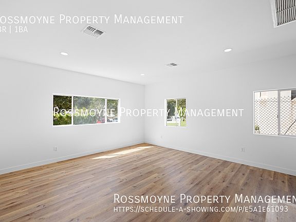 4th image of 3433 Montrose Ave #A