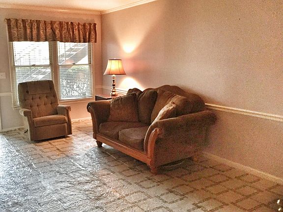 3rd image of 238 Westfield Dr