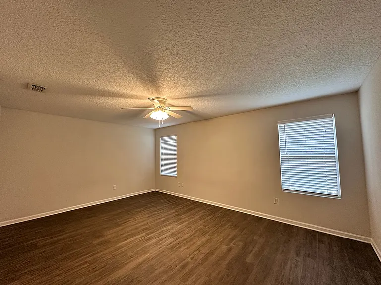 3460 Belfort Rd — Photo 8