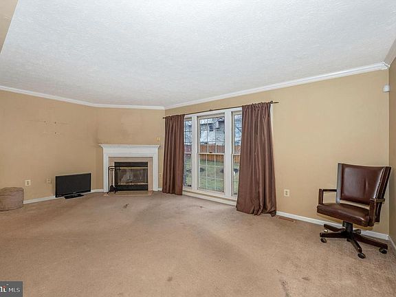 4th image of 11326 Clear Brooke Ct