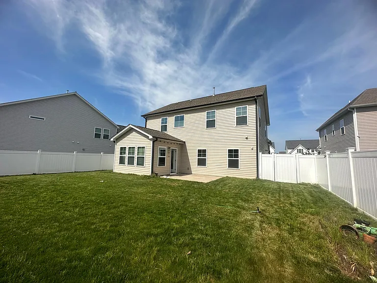 4006 Crimson Wood Ct — Photo 47