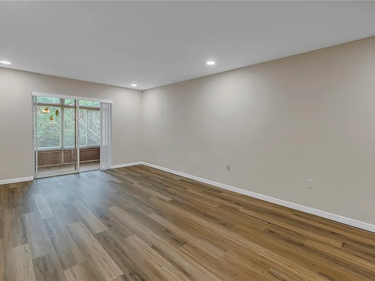 3500 Lake Bayshore Dr #K101 — Photo 15
