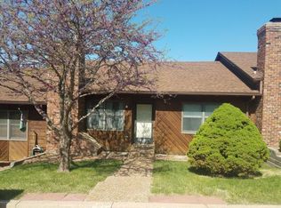 641 Oak Creek Ct, Jefferson City, MO 65101