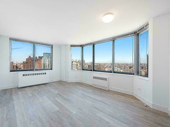 2nd image of 1735 York Ave APT 8A